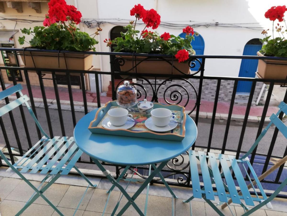 شقة Fiori D'Arancio تيراسيني المظهر الخارجي الصورة